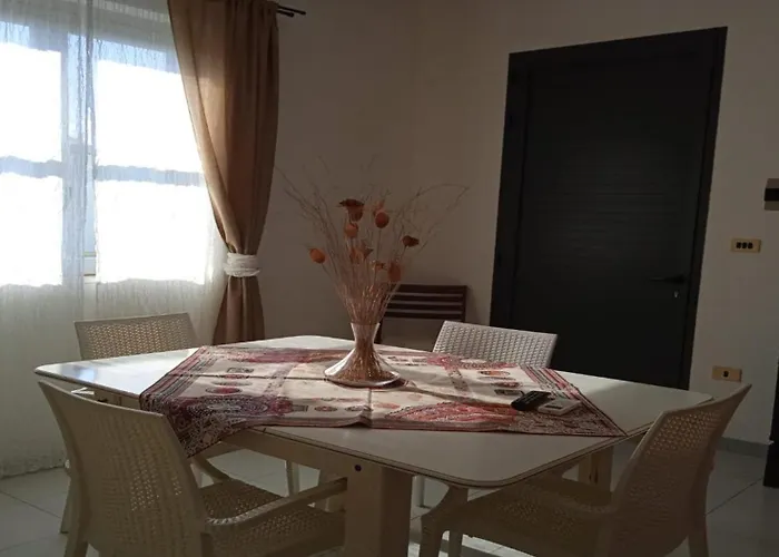 Odegos Girasole 아파트 토레 델 로소