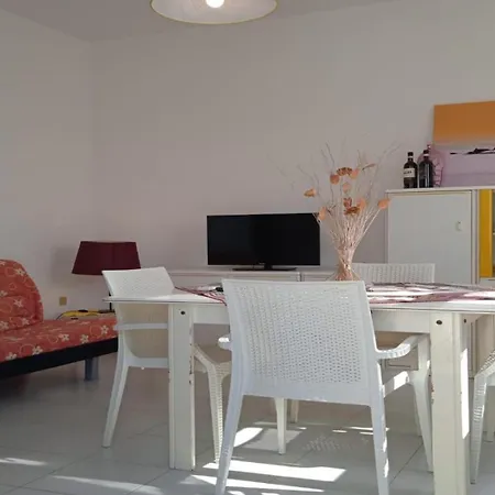 아파트 Odegos Girasole