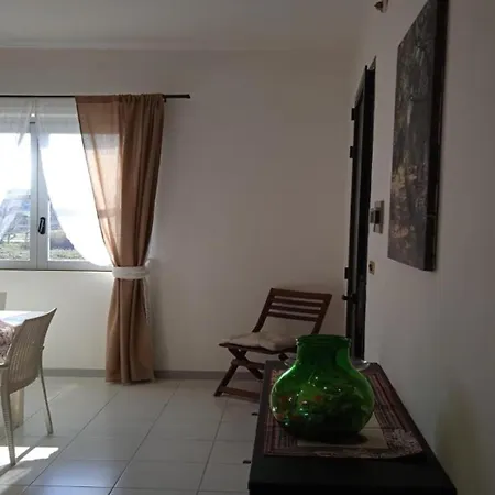 Odegos Girasole 아파트 *